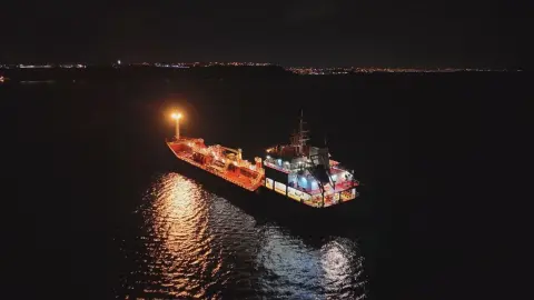Silivri açıklarında batan gemiden acı haber: Arama çalışmalarında bir erkeğe ait cansız beden bulundu