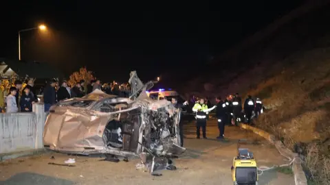 Otomobil uçuruma yuvarlandı: Bir kişi hayatını kaybetti, üç kişi yaralandı