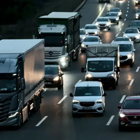 İstanbul'da 29 Ekim öncesi trafik kilitlendi