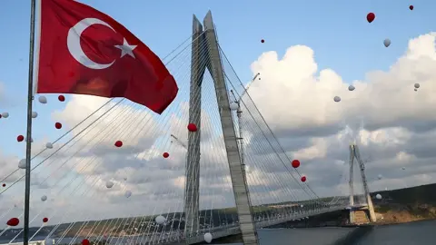 29 Ekim'de köprüler ve otoyollar ücretsiz mi? 2026 Cumhuriyet Bayramı geçiş ücreti açıklaması