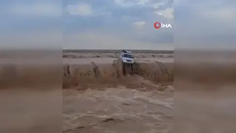 Suriye'de sel: 5 kişi hayatını kaybetti, 5 kişi kayıp