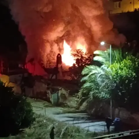 Nazilli'de Sobadan Çıkan Yangın Bir Evi Küle Çevirdi