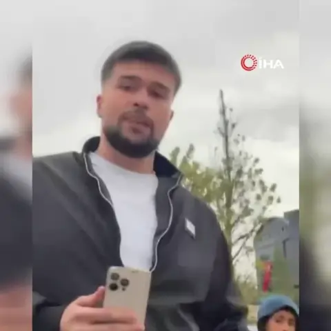Avcılar’da trafik kavgası, araçtan inip plakayı söktüler