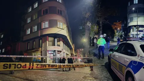 Mahallede büyük panik! Fayanslar çatladı: 4 katlı bina boşaltıldı