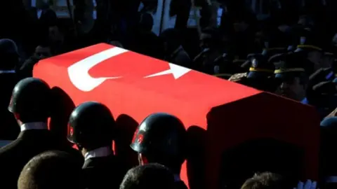 MSB acı haberi duyurdu: Bir askerimiz şehit düştü