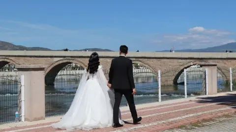 Eşinin altınlarıyla araba alanlar dikkat: Yargıtay'dan emsal'bilezik' kararı