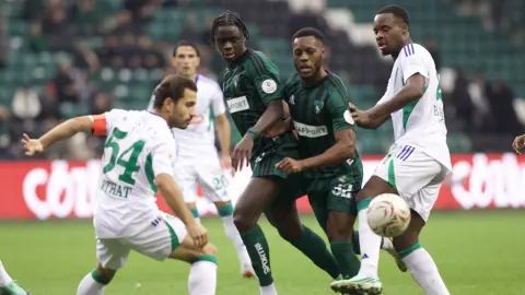 Kocaelispor - Çaykur Rizesepor maçında kazanan çıkmadı