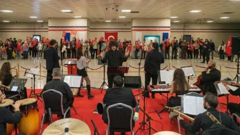 29 Ekim Cumhuriyet Bayramı kutlamalarında il il neler yaşandı?
