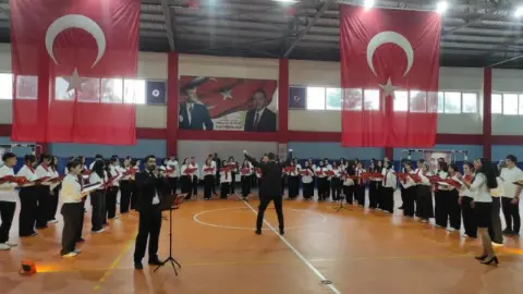 29 Ekim Cumhuriyet Bayramı kutlamalarında il il neler yaşandı?