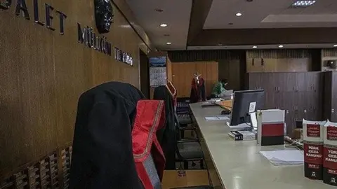 Kahramanmaraş'taki okul saldırısında müdür, müdür yardımcısı ve iki öğretmene soruşturma izni verildi