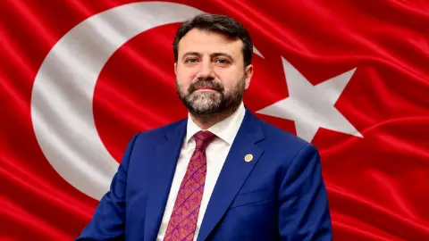 Büşra Özdemir'den Cumhuriyet Bayramı Dolayısıyla Anlamlı Mesaj