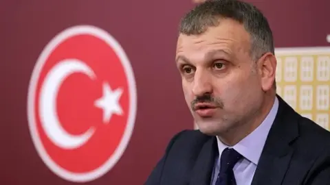 Azerbaycan'ın talebiydi! Oktay Saral görevden alındı
