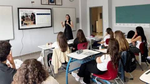 Samsun’da 30 akademisyen 30 farklı lisede ilk derse konuk oldu