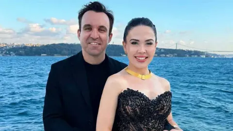 Fenomen Özlem Öz'ün sünnet paylaşımı tepki çekti! Hesabı kapatıldı
