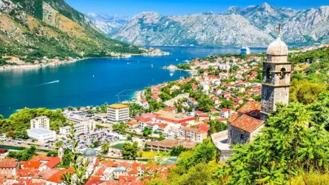Türkler akın ediyordu! Yarından itibaren vizeli oluyor