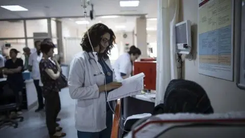 Acil Servise Başvuranların Yarısından Fazlası Acil Olmayan Hastalar