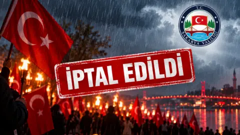 Fener alayına yağmur engeli!