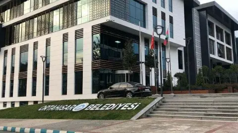 Ortahisar Belediyesine Sert Eleştiri! "Şehre Hizmet Üretin