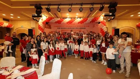 Trabzon’da tüp bebek ailelerinin Cumhuriyet Bayramı buluşması