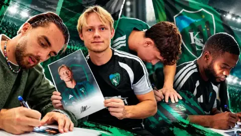 Kocaelispor NOIR serisi ıslak imzalı kartlar vitrine çıktı