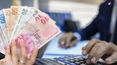 Memur işçi kamu personel maaşları sil baştan değişti