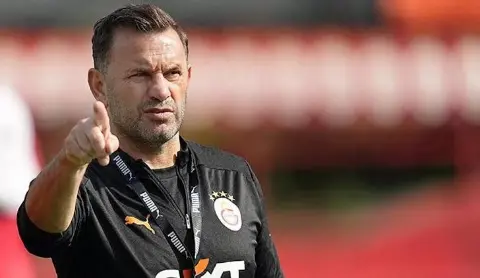 Yıldız futbolcu derbi öncesi Okan Buruk ile görüştü.. "Derbide varımı yoğumu ortaya koyacağım