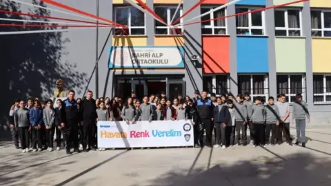 Kastamonu’da polis ekipleri 1 bin 140 öğrenciye eğitim verdi