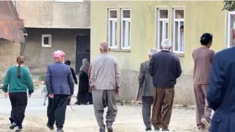 31 yıl sonra köylerine dönmek istiyorlar