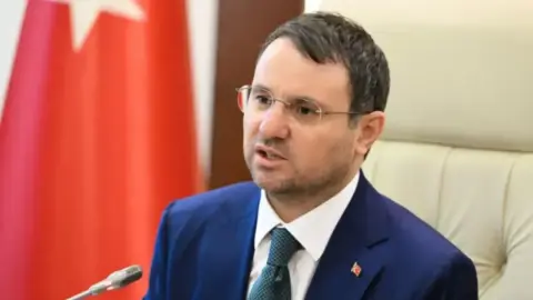 Bakan Gürlek: "(Fon soruşturması) Gönüllü iade yapılması, kişinin hukuki sorumluluğunu ortadan kaldırmaz