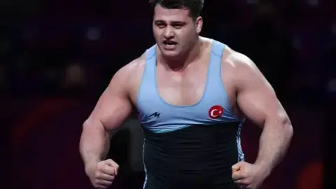 Rıza Kayaalp, Dünya Güreş Şampiyonası’na çeyrek finalde veda etti