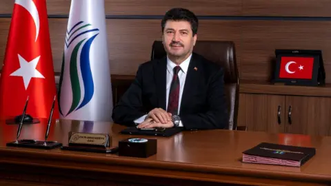 Rektör Sarıbıyık'tan Cumhuriyet Mesajı: Gençler Geleceğimizin Teminatı