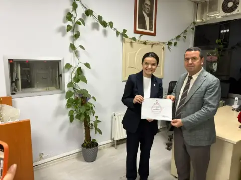 YENİ Parti Sakarya İl Başkanı Selda Sezgin Mazbatasını Aldı