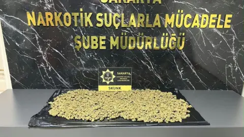 İstanbul'dan Sakarya'ya uyuşturucu sevkiyatı! Gişelerde polise takıldı!