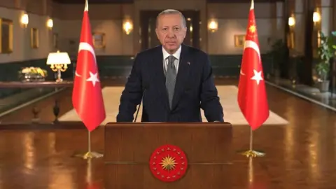Cumhurbaşkanı Erdoğan:'Türkiye bugün dündan daha güçlüdür