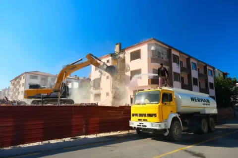Şehrin mahalle bazlı ilk kentsel dönüşümü artık 24 saat canlı yayında