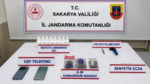 Sakarya’da kovalamacayla yakalanan uyuşturucu şüphelisi tutuklandı