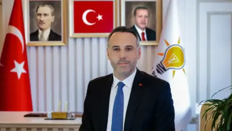 Yunus Tever'den 29 Ekim Mesajı: Cumhuriyet'i Geleceğe Taşıyacağız