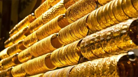 Piyasalarda altın fırtınası: Gram altın haftaya yükselişle başladı!