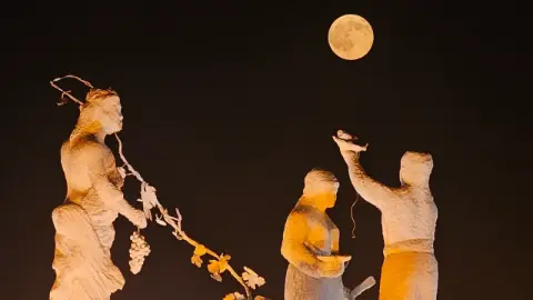 Elazığ’da ay ve çaydaçıranın görsel şöleni