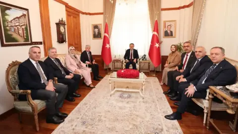 Bakan Yumaklı'dan Sakarya'da Cumhur İttifakı'na Kritik Ziyaret