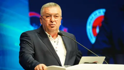 Derinceli Kabaloğlu yeniden genel başkan seçildi