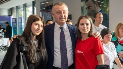 Başkan Büyükakın’dan gençlere kariyer tavsiyesi: “Hata yapmaktan korkmayın”