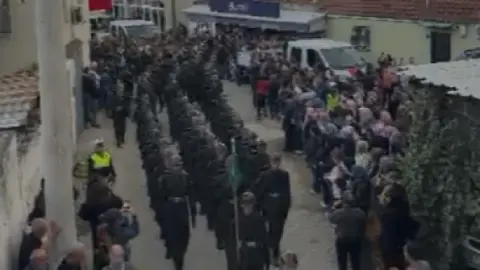 Şehit annesinin feryatları yürek yaktı “Seni ben böyle mi görecektim”