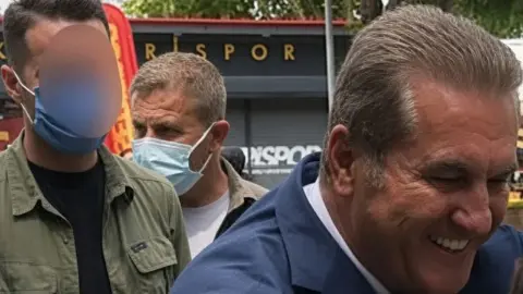 Hakkındaki'mide bulandıran' iddialara Mustafa Sarıgül'den cevap geldi