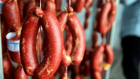 Türkiye'nin bir sucuk markasında domuz eti çıktı