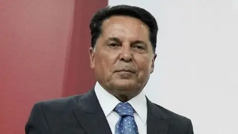 Ahmet Özer, Yeni Parti’ye katıldı