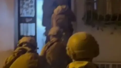 Kocaeli'de Daltonlar operasyonu! 30'u çocuk yaşta suça bulaşmış!
