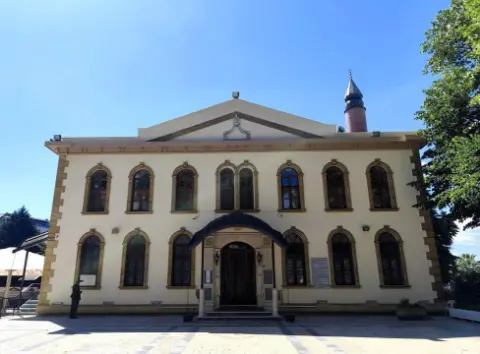 Tehlike oluşturan minarelere Büyükşehir müdahalesi