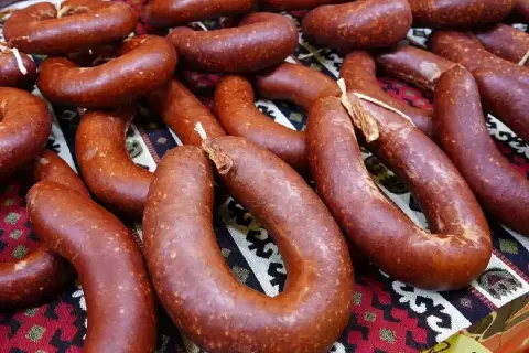 Kocaeli'nin komşusunda dana sucuktan domuz eti çıktı! Bakanlık firmayı açıkladı