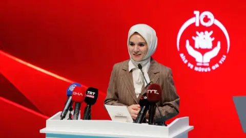 Bakan Göktaş katıldı: Kocaeli’de Aile Dostu işletmeler ödüllendirildi
